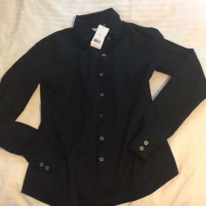 Banana Republic Tops - Banana Republic No Iron Fitted Button Down Banana Republic Tops - Banana Republic No Iron Fitted Button Down